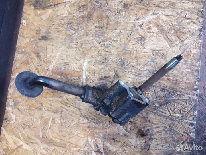 Масляный насос Audi 80 1.8