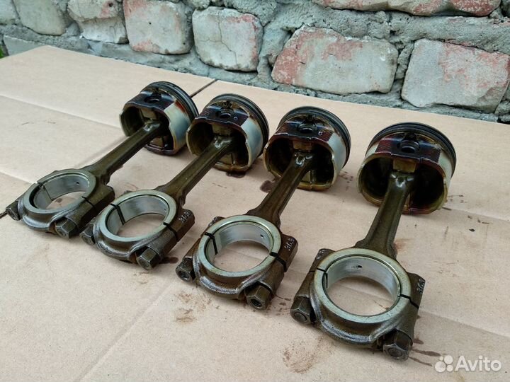 Поршень шатун Пежо 206, партнёр 1.4 KFW, KFV Tu3jp