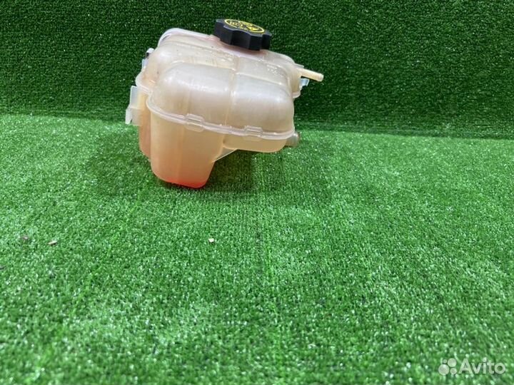 Бачок расширительный Opel P-J Astra седан 1.4 2013