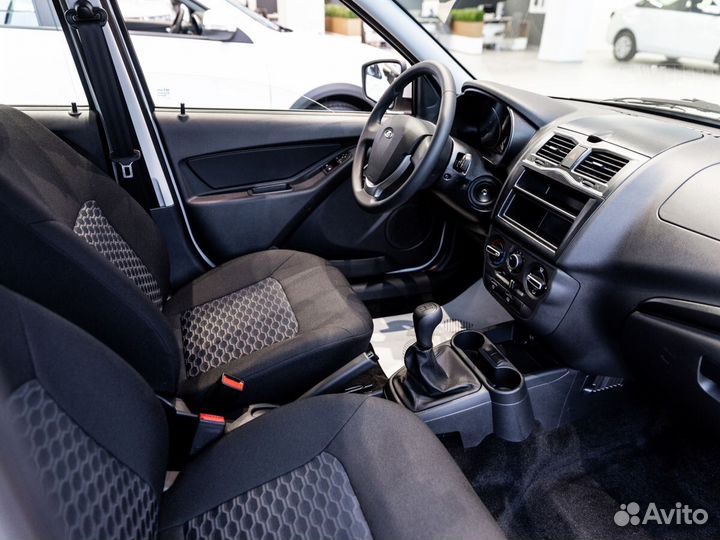 LADA Granta 1.6 МТ, 2023