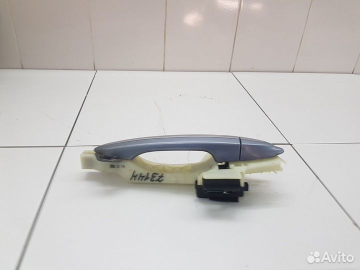 Ручка двери наружная задняя левая (Genesis G80 I)