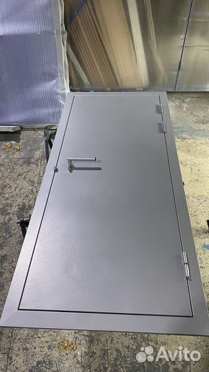 Дверь металлическая