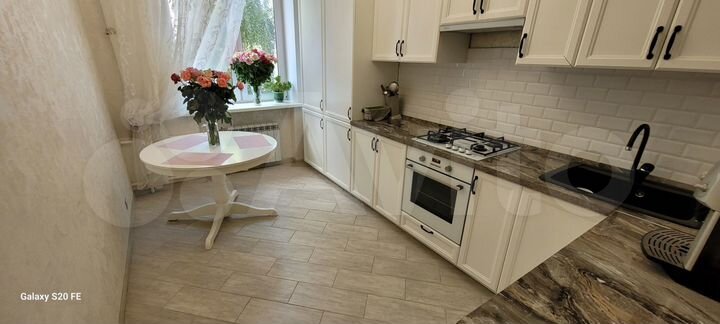 2-к. квартира, 65,4 м², 3/5 эт.