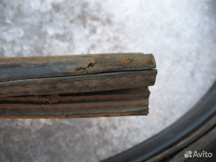 Уплотнитель багажника Ford Fusion