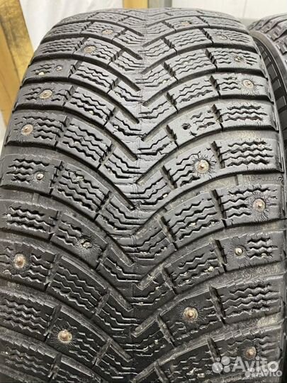 Michelin Agilis X-Ice North 235/45 R18 19B