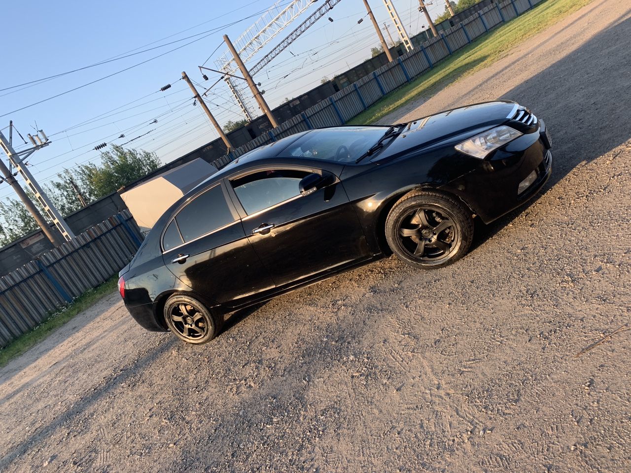 Geely Emgrand EC7: фото владельца