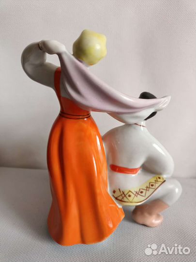 Статуэтки фарфоровые СССР