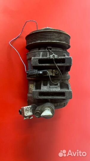 Компрессор кондиционера Nissan Serena C24 QR20