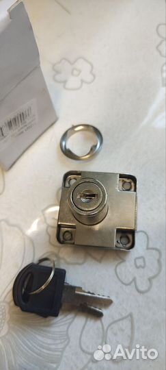 Замок мебельный 138 - 22м без планки