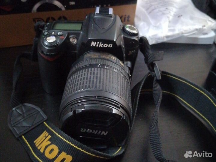 Зеркальный фотоаппарат nikon d90 18-105 VR KIT