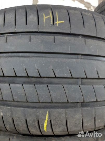 Goodyear Eagle F1 Asymmetric 3 305/30 R21 104Y
