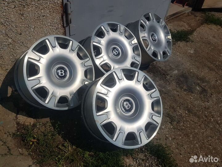 Диски Bentley r19