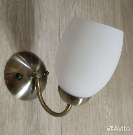 Светильник настенный