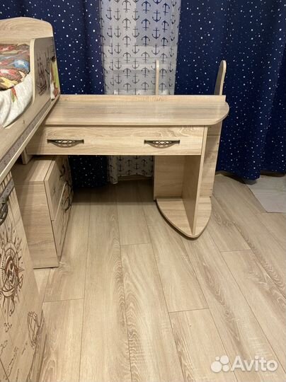 Детская мебель Корсар. Шкаф+кровать чердак