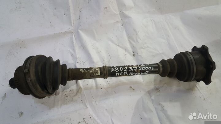 Привод передний правый audi a8 d2 4D0407272S вал