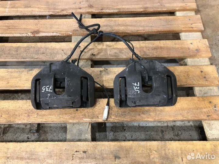 Суппорт тормозной передний Bmw 7 E65 N62B36 2003