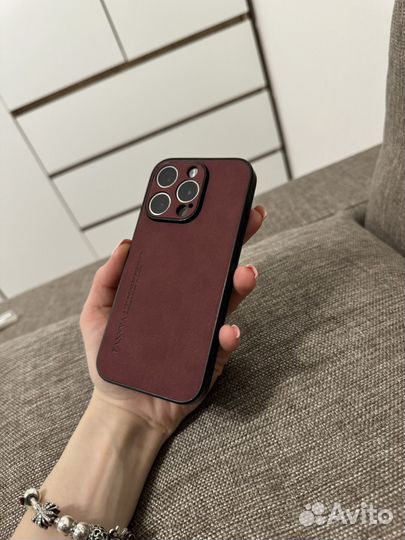 Чехол на iPhone 15 pro кожзам