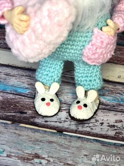 Вязаные игрушки ручной работы Гном