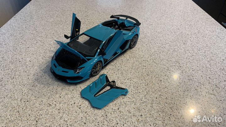 Lamborghini aventador SVJ AutoArt 1:18