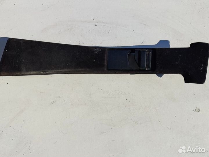 Накладка стойки левая Mercedes w210