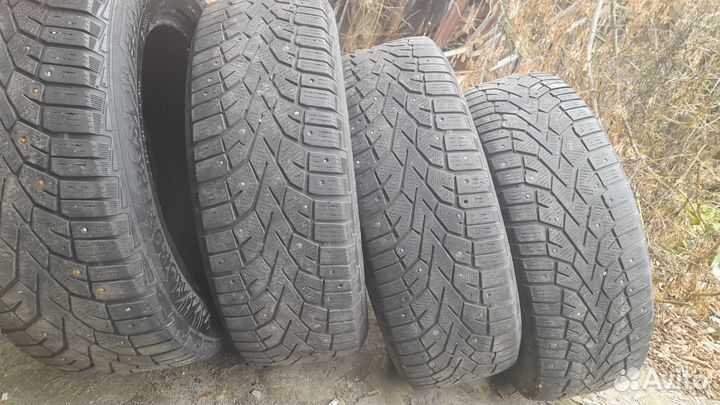 Gislaved ArcticControl 215/65 R16