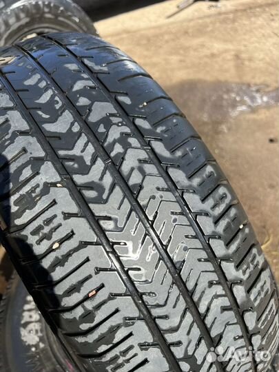 Michelin Agilis 51 215/65 R16C