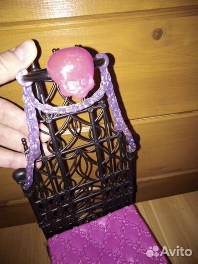 Кровать для Монстер Хай