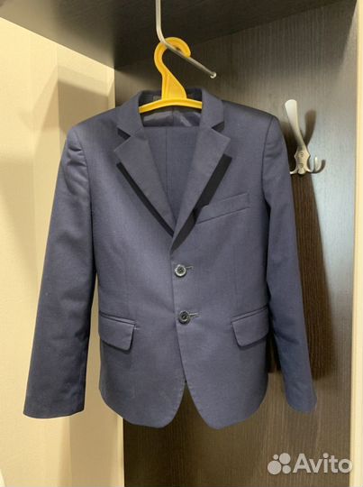 Школьный костюм