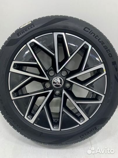Новые Skoda Octavia A 8, Pirelli P7 205/55 R17