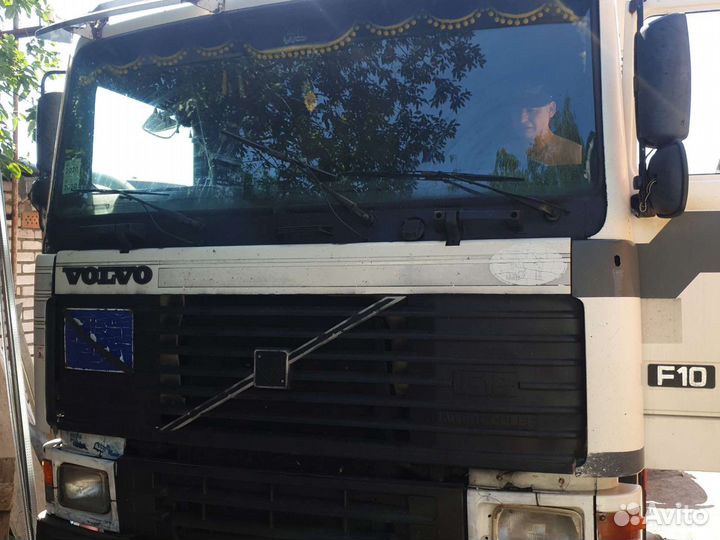 Продам volvo ф 10 частями