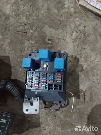 Блок предохранителей Ниссан Примера Р11