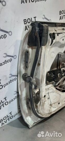 Дверь задняя правая Toyota Vista SV35 3SFE 1992