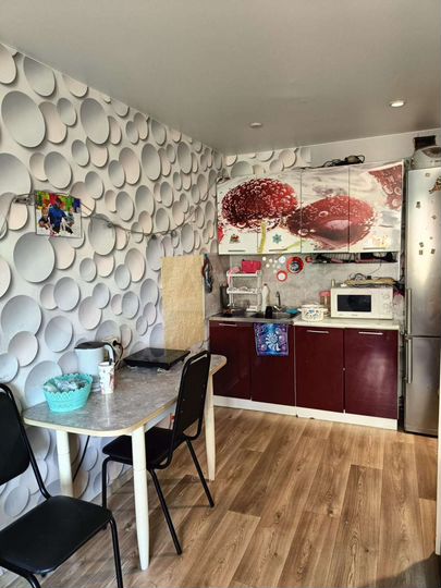 Комната 18,3 м² в > 9-к., 3/5 эт.