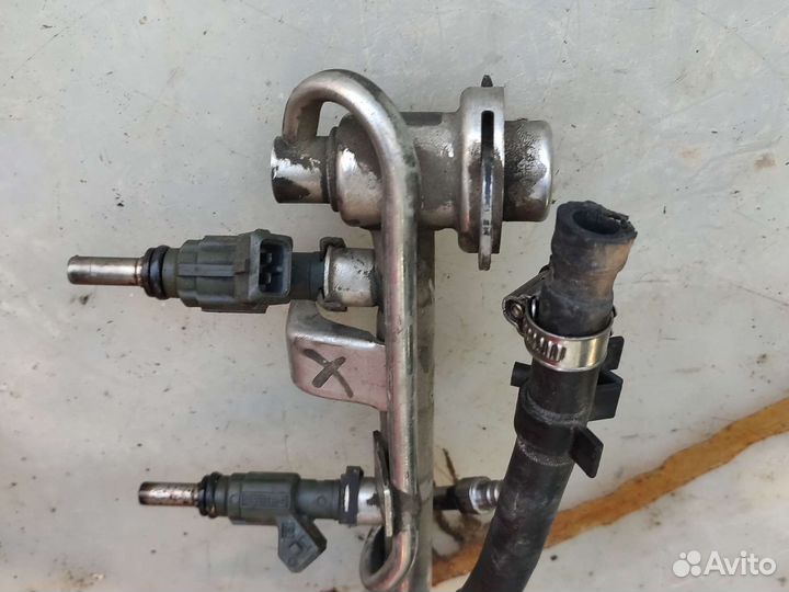 Топливная рампа с форсунками vag audi passat b5