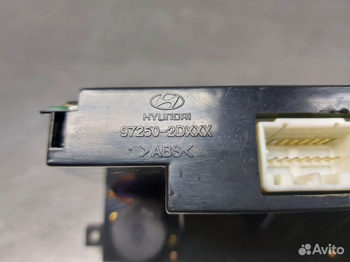 Блок управления климат-контролем Hyundai Elantra