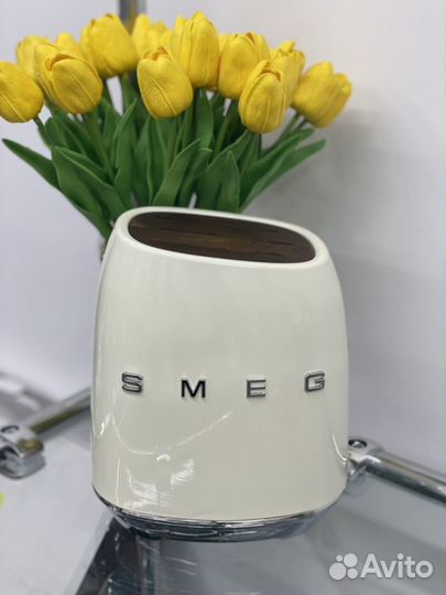 Smeg подставка со стальными ножами