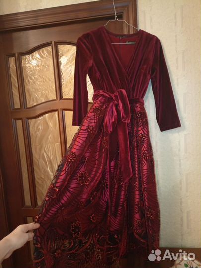 Платье вечернее 44