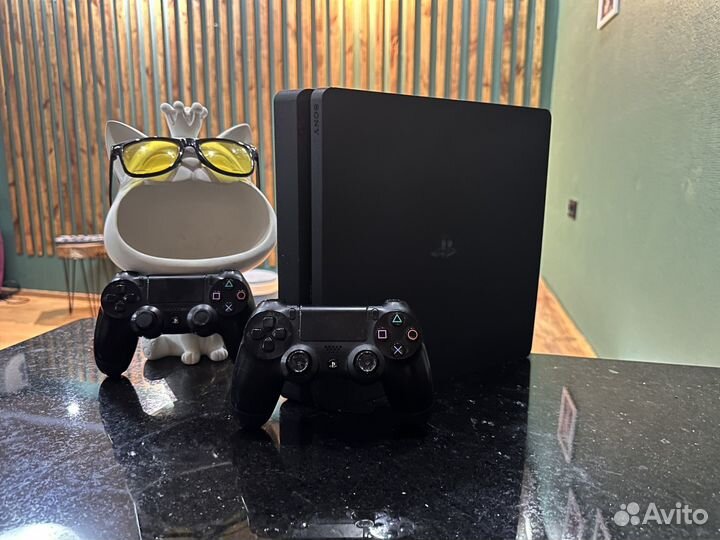 Sony playstation 4 slim 500gb 2 геймпада
