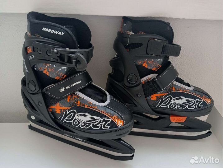 Коньки хоккейные детские