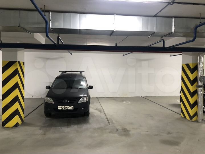 Машиноместо, 17 м²