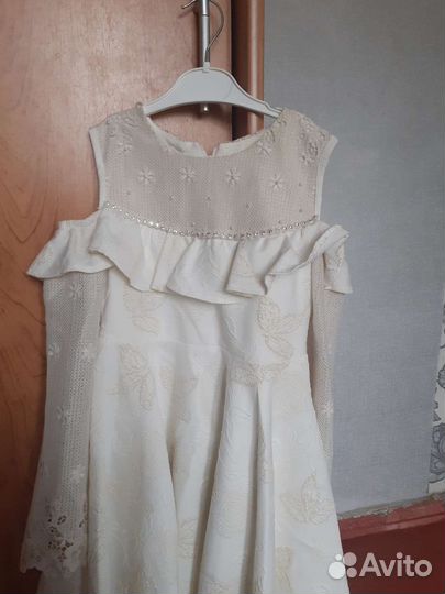 Платье праздничное