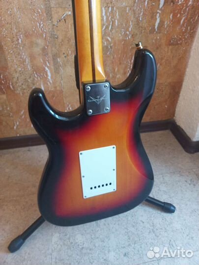 Электрогитара