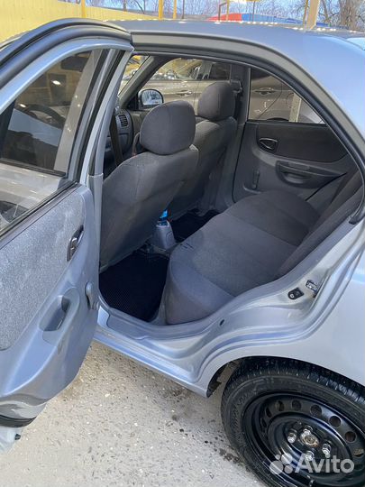 Капот на hyundai accent