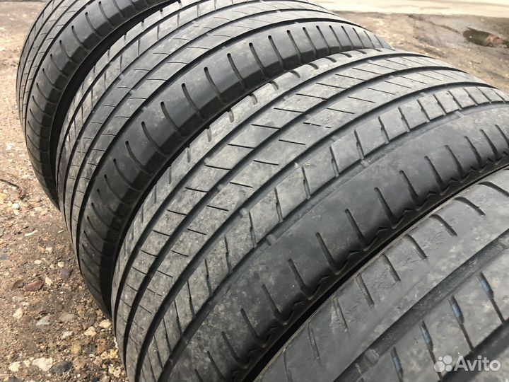Bridgestone Blizzak RFT 275/45 R20 и 305/40 R20