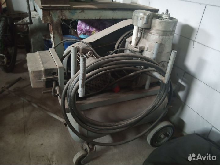 Воздушный компрессор у43102