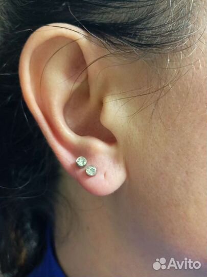 Прокалывание ушей, Украшения для пирсинга