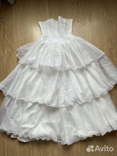 Платье женское свадебное