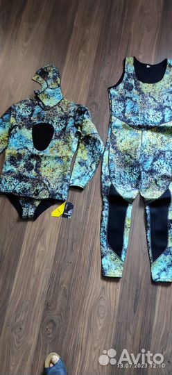 Гидрокостюм