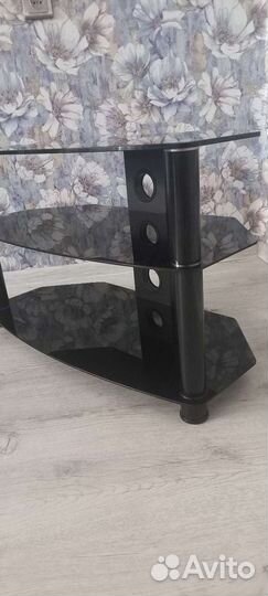 Столик для телевизора