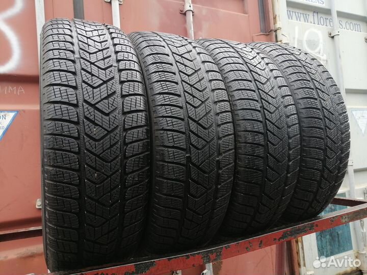 Pirelli Scorpion Winter 215/65 R17 100E